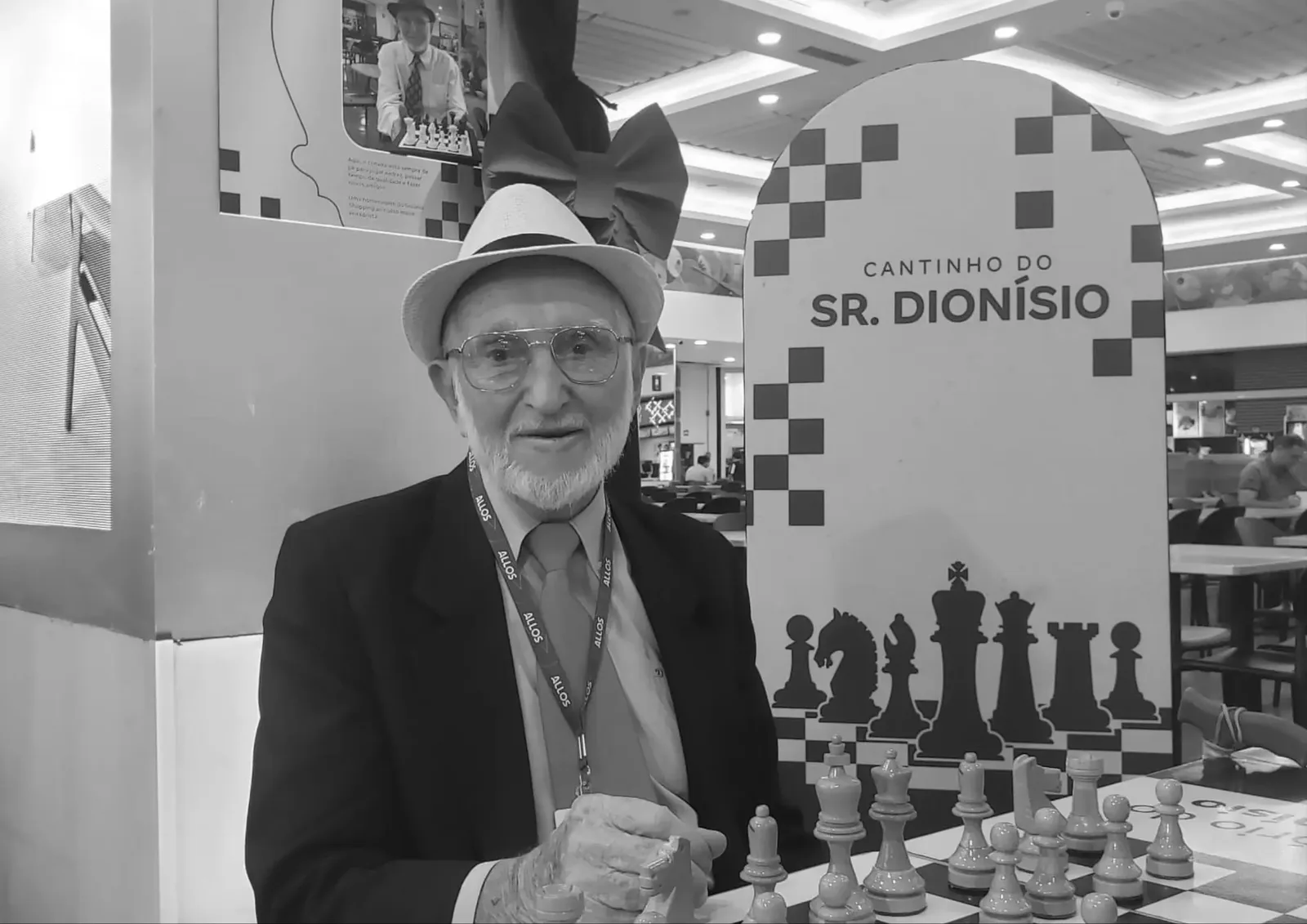 Goiânia Shopping se despede de Dionísio Sganzerla, presença constante nas partidas de xadrez