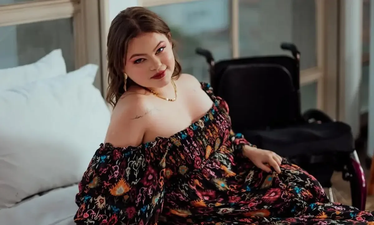 Match no Tinder ajuda mulher a obter diagnóstico de doença rara após quase 30 anos