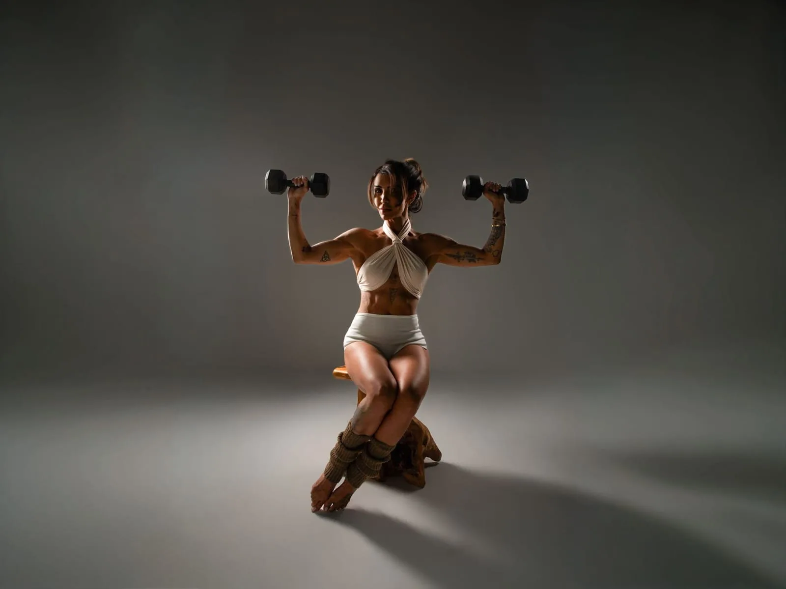 Treino para mulheres após os 40 prioriza força e recuperação