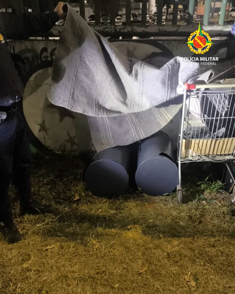Lixeiras são recuperadas e suspeito acaba preso em Ceilândia