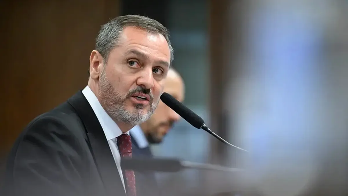 Diretor da PF atribui a Moraes ordem para relatório sobre Mendonça