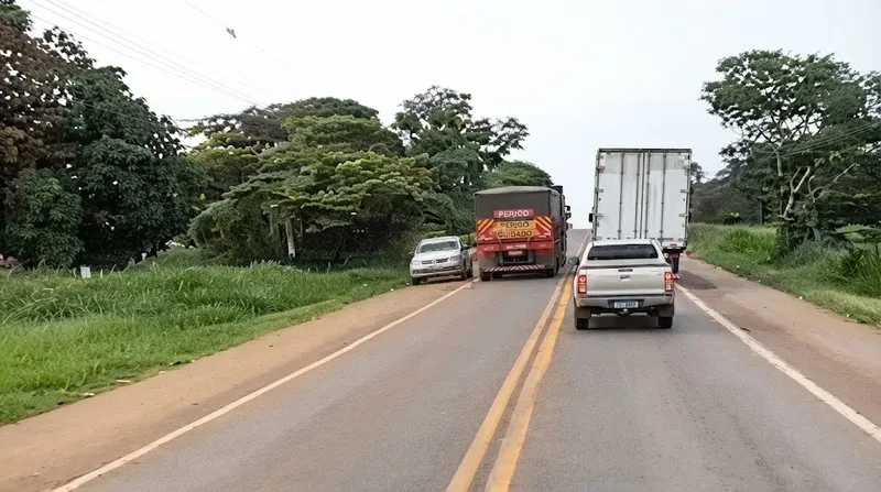 BR-153 em Goiás concentra acidentes e lidera autuações por ultrapassagem