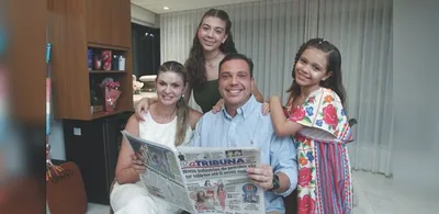 Leitura do jornal A Tribuna atravessa gerações no Espírito Santo
