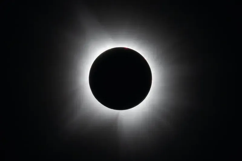 Eclipse solar de 2027 cruzará dez países e terá 6 minutos de duração