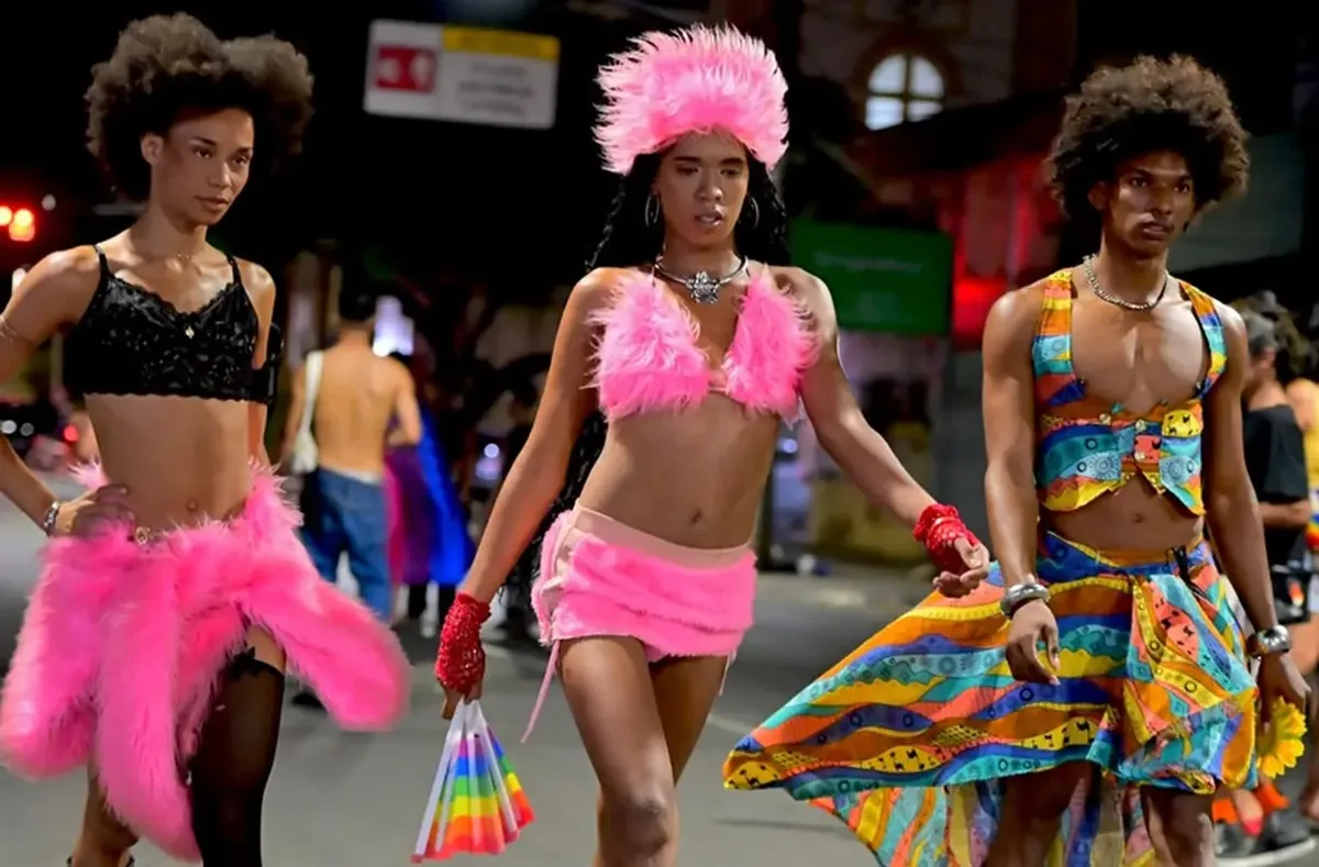 Parada LGBTQIA+ de Goiânia reúne cultura, serviços e defesa de participação política