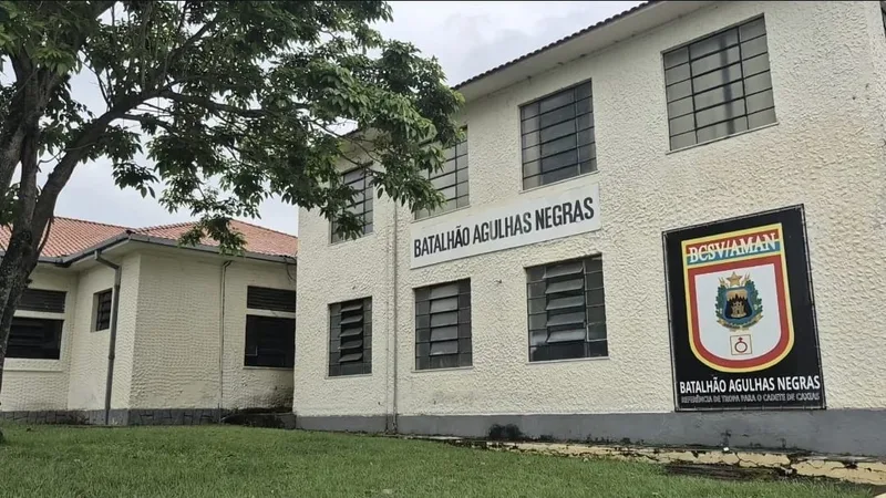 Defesa cria regras para reconhecimento de cursos superiores militares pelo MEC