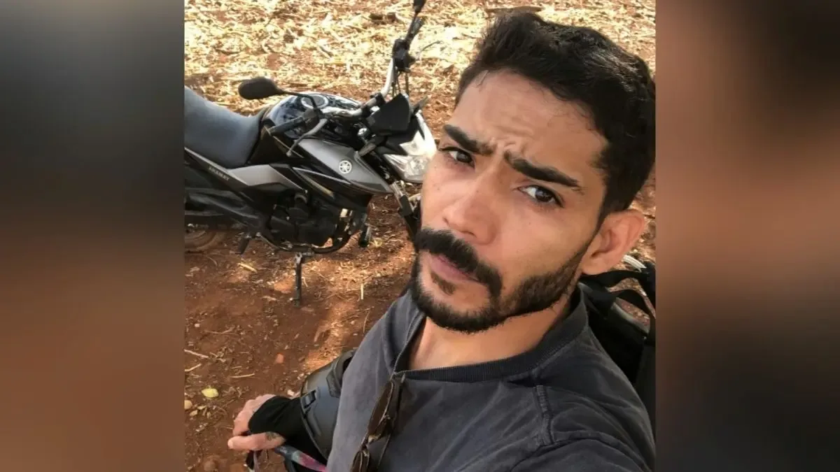 Estudante percorre 130 km de moto por noite para cursar História em Morrinhos