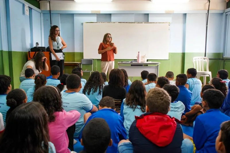 Defensoria oferece serviços jurídicos e de cidadania em escolas especiais de Brasília