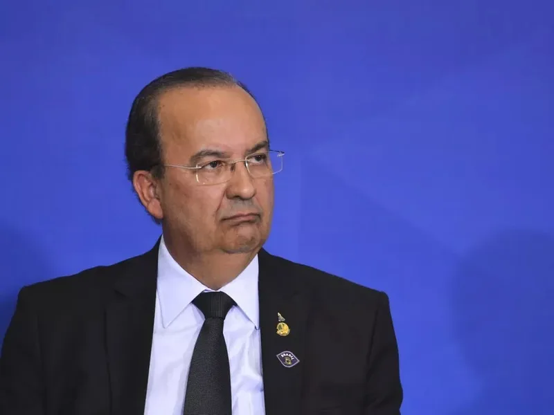 Governo de SC utiliza R$15 milhões de recursos da Educação em propaganda