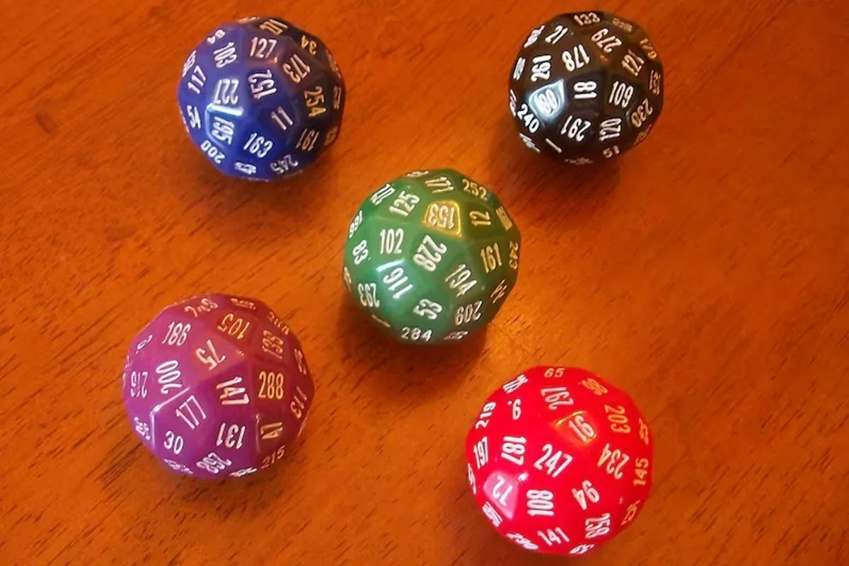 Novo método usa cinco dados de 60 lados para iniciar partidas sem empate