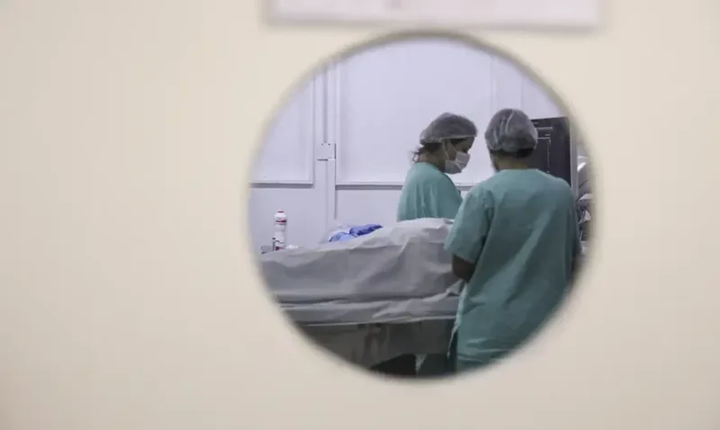 Melanoma pode surgir fora da pele e exige diagnóstico precoce, alerta estudo