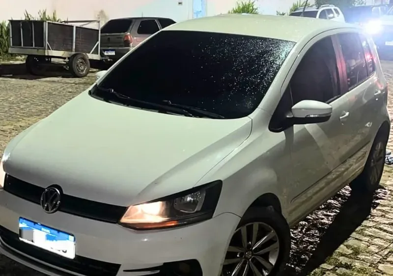 Polícia Militar recupera VW Fox roubado e detém suspeitos em Parnamirim