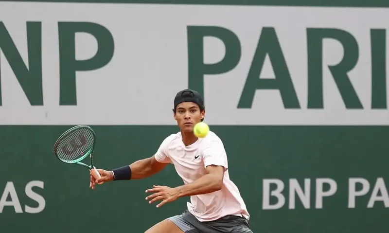 Guto Miguel disputa título juvenil do US Open após vitória na semifinal