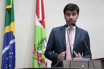 MP-SC pede multa de R$ 795 mil a ex-chefe da Polícia Civil no caso Orelha