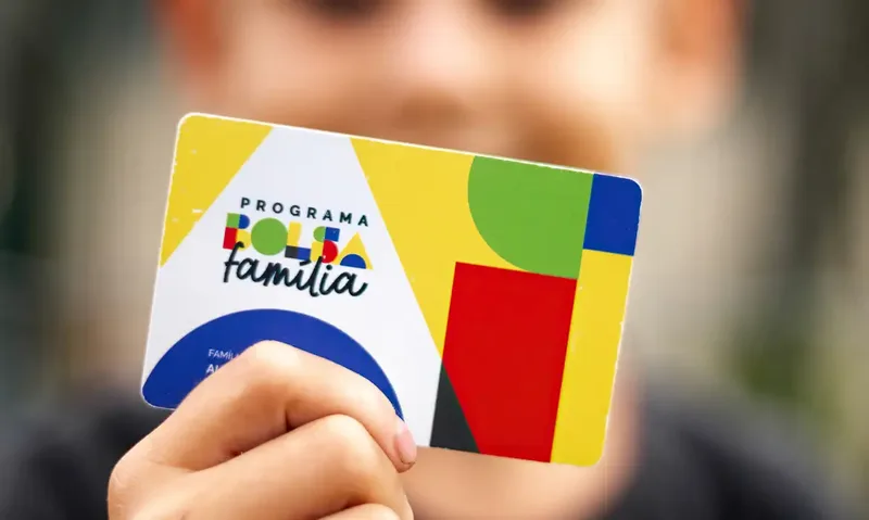 Novo piso do Bolsa Família será pago a partir de 19 de outubro