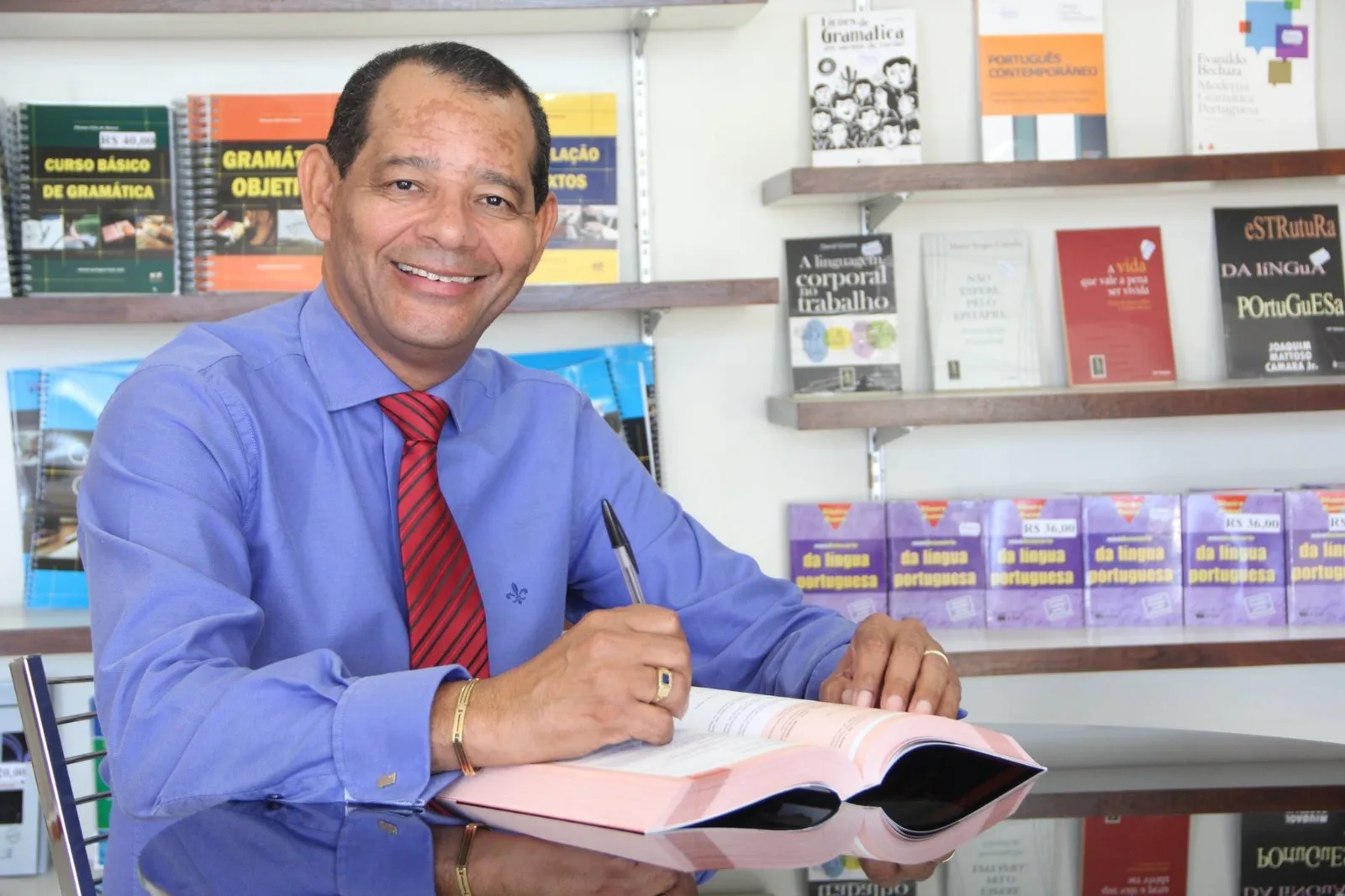 Educador e autor Filemon Félix de Moraes morre aos 67 anos