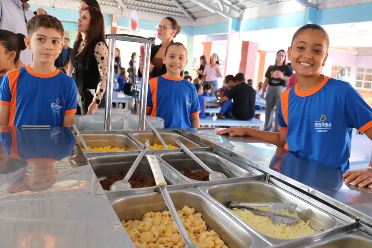 Concurso em Goiânia reúne 28 receitas de merendeiras na disputa por prêmio